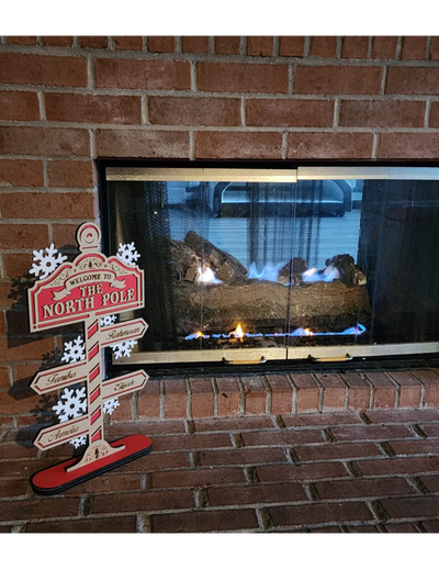 Family North Pole Sign