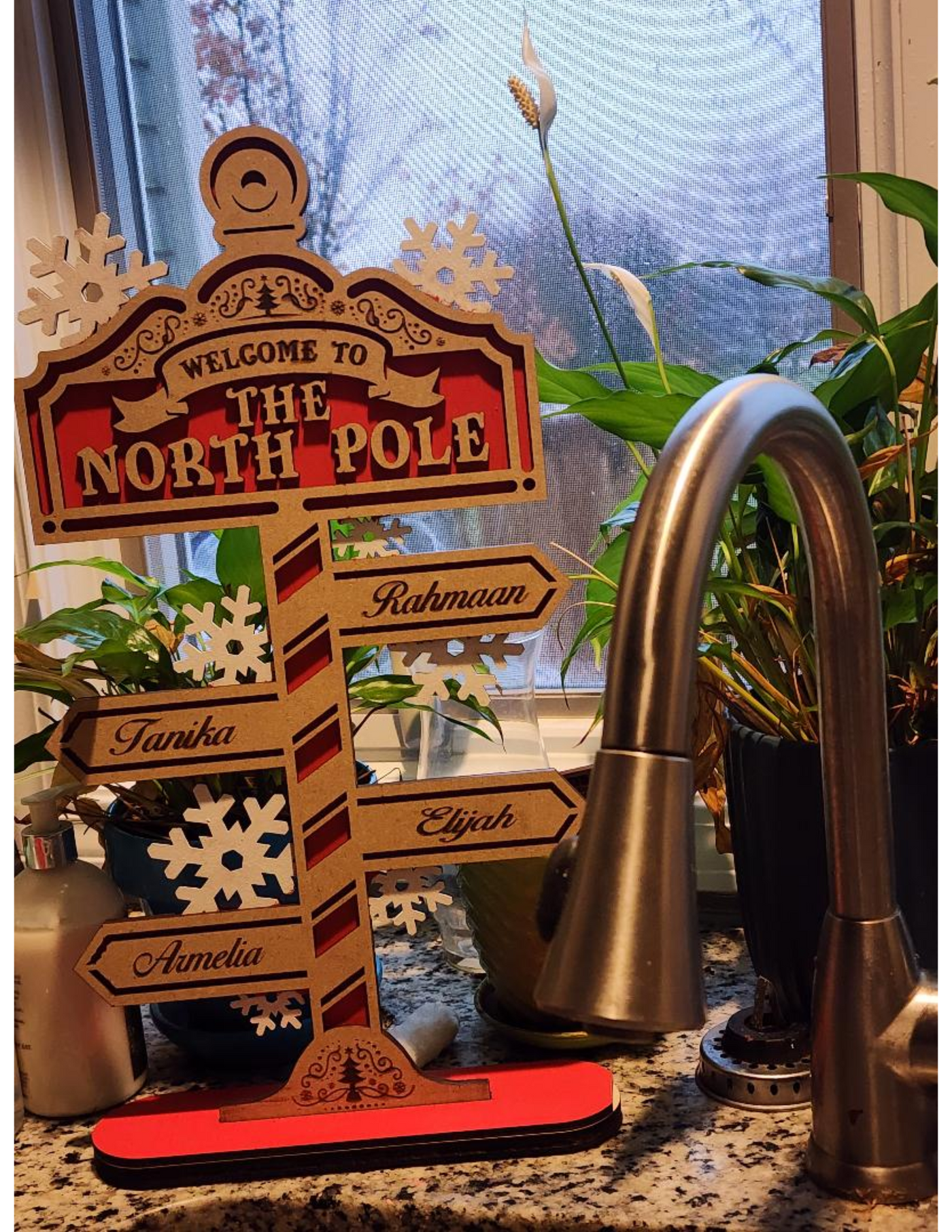 Family North Pole Sign